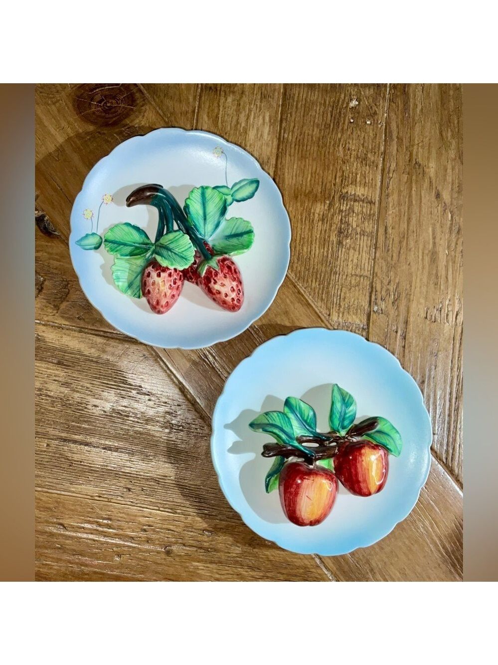 Vintage Lefton 3D small plate decor - strawberries and apples / made in Japan